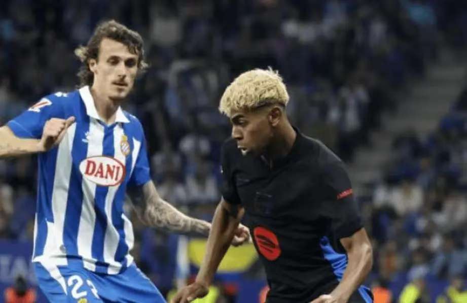 日职联半场：两队破门乏术，东京绿茵0-0福冈黄蜂