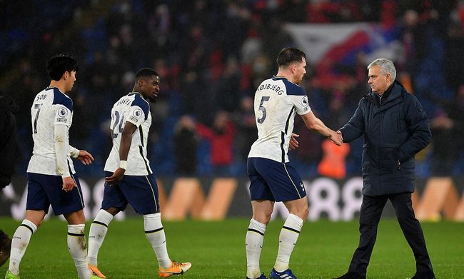 足球门将的心理压力解析